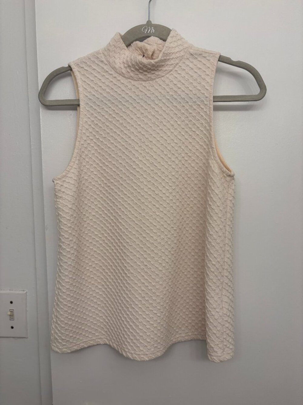 Anthropologie Eri and Ali Overture Ivory Women’s Button Back Sleeveless‎ Top
